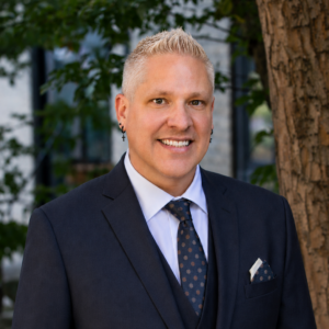 David E. Marketing Lead
